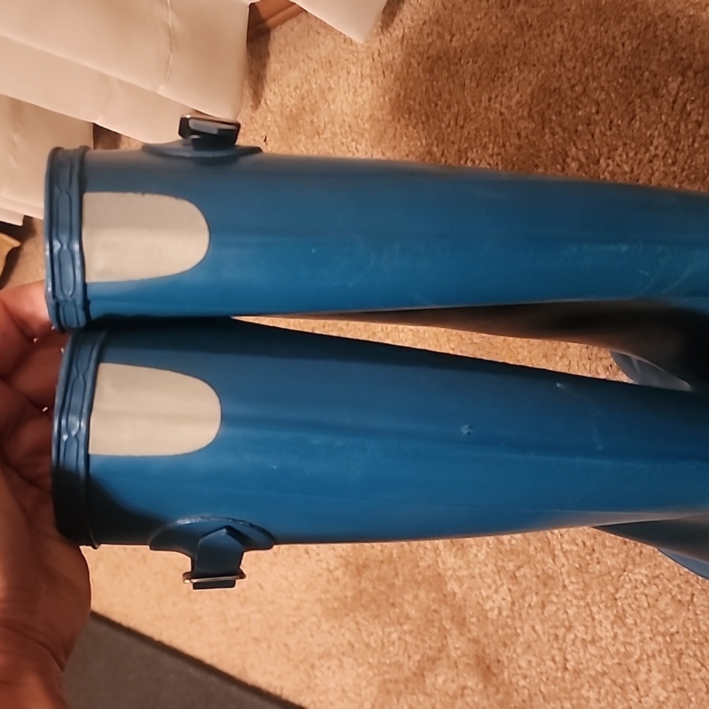 Hunter Original Kid's Gloss Tall Rain Boots - Picture 7 of 13